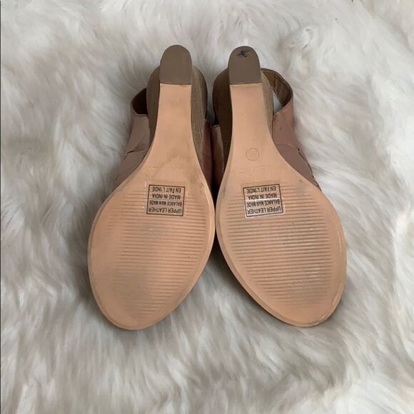 Seychelles Gold Woven Leather PeepToe Wedge Sz 6.5 - Picture 6 of 8